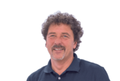 Porträt von Walter Flach, Zuständig für Technik Abwicklung und Verkauf bei Altmüller GmbH in Neuhofen an der Krems